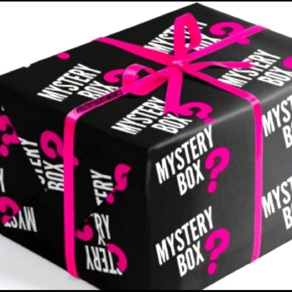 Mystery Box Short Sleeve Shirts Size L and XL - Picture 1 of 2